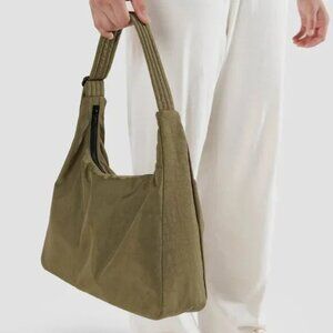 [Baggu] NWOT Nylon Shoulder Bag in Seaweed